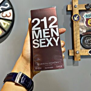 Carolina Herrera 212 Sexy Men EDT 13